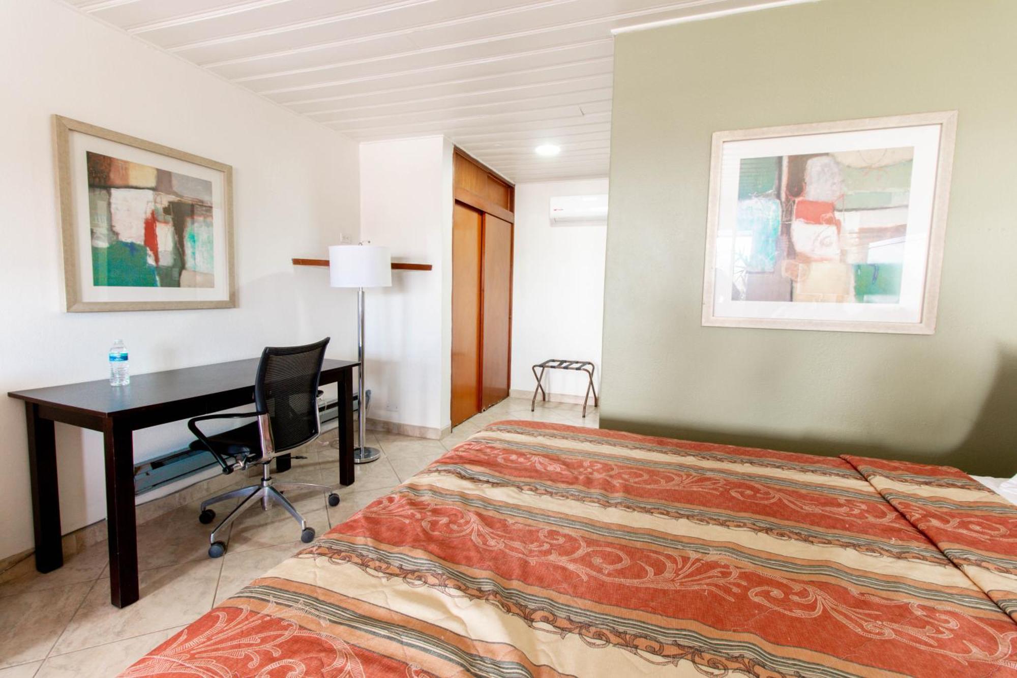 Hotel El Dorado Текате Стая снимка