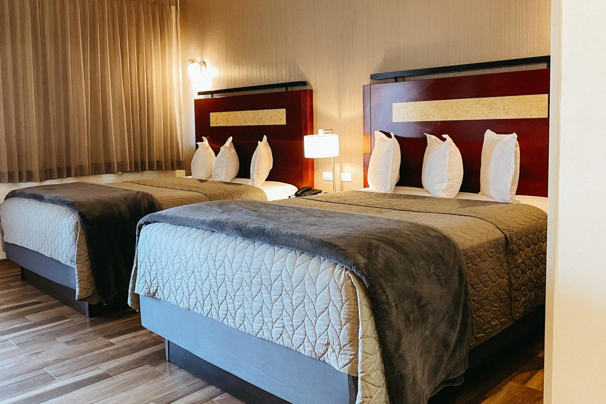 Hotel El Dorado Текате Екстериор снимка